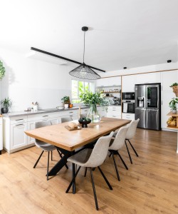 פינת אוכל במטבח